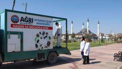 Belediyemiz Kent Genelinde İlaçlama Çalışması Yapıyor