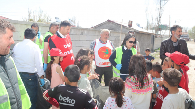 Ağrı Belediyesi Eş Başkanları Aras ve Akkuş Ağrı’yı Çöpten Arındıracağız.