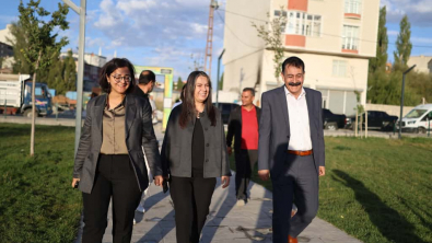 AĞRI BELEDİYESİ EŞBAŞKANLARI KENT GENELİNDEKİ ÇALIŞMALARI YERİNDE İNCELEDİ