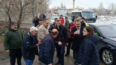 AĞRI’DA YOĞUN YAĞIŞA KARŞI SAHADA ÇALIŞMALAR SÜRÜYOR