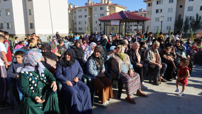 Fırat Mahallesi’nde Kadın Buluşması Düzenlendi