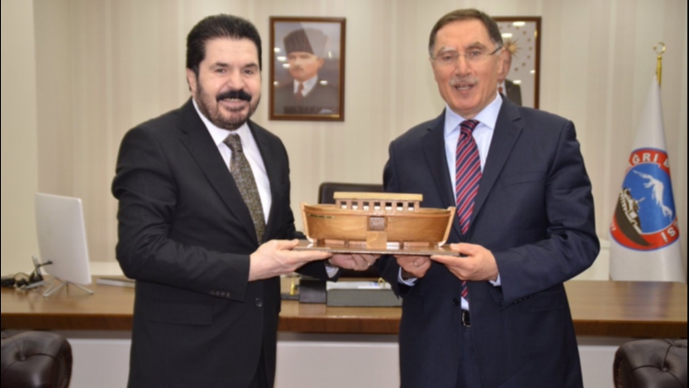 Kamu Başdenetçisi Şeref Malkoç, Başkanımız Savcı Sayan'ı ziyaret etti