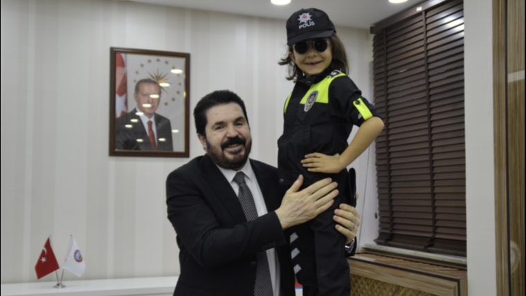Belediye Başkanımız Savcı Sayan’ın Polis Haftası Mesajı