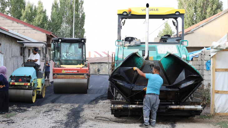 AĞRI BELEDİYE EŞ BAŞKANLARI SAHA ÇALIŞMALARINI YERİNDE İNCELEDİ