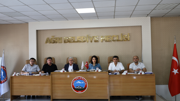 AĞRI BELEDİYESİ MEMUR VE KADROLU İŞÇİLERİN BANKA PROMOSYON İHALESİ YAPILDI