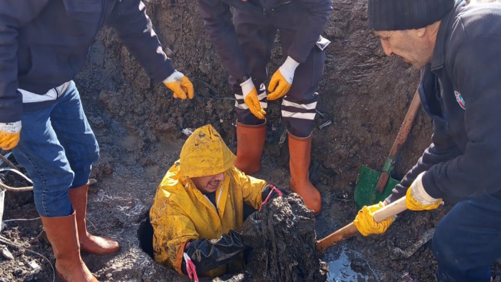 AĞRI BELEDİYESİ’NDEN ALTYAPI HATLARINA İLİŞKİN ÖNEMLİ UYARI