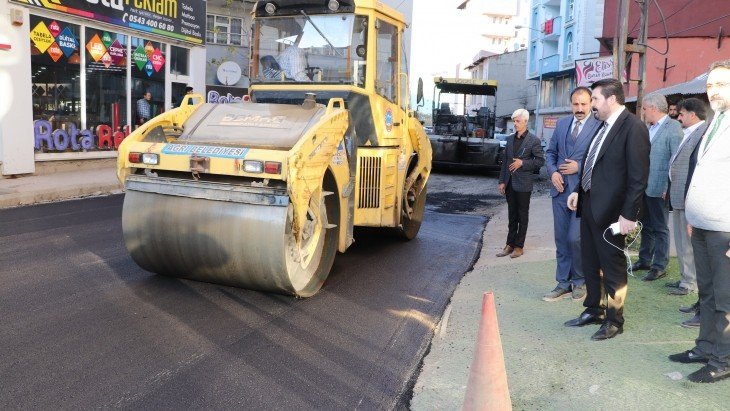 Başkan Sayan Asfalt Çalışmalarını Denetledi