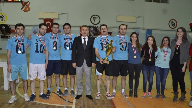 Öğretmenler arası Voleybol turnuvası sona erdi