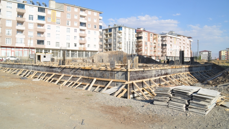 Belediyemiz Ağrı Evi’nin yapımına başladı.