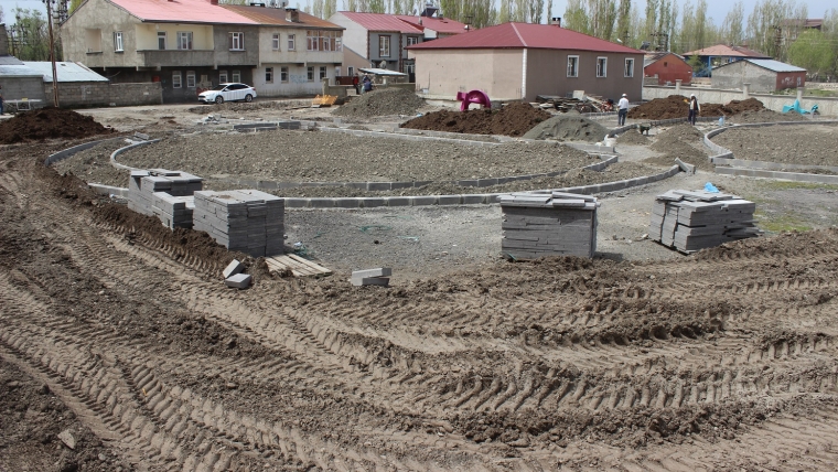 Belediyemiz yeni park çalışmalarına başladı