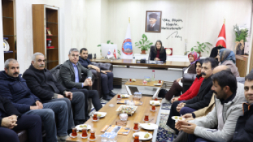 DEM PARTİ İL EŞBAŞKANLARI, İL YÖNETİMİ VE AĞRI MİLLETVEKİLİ HEVAL BOZDAĞ’DAN AĞRI BELEDİYESİ EŞBAŞKANLARINA İADE-İ ZİYARET