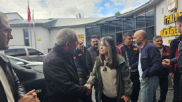 Sebze ve Meyve Hali’nde çıkan yangın
