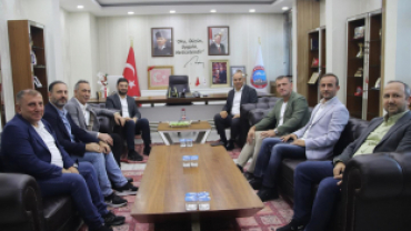 Kağıthane Belediye Başkanı Öztekin, Başkan Karadoğan’ı ziyaret etti.