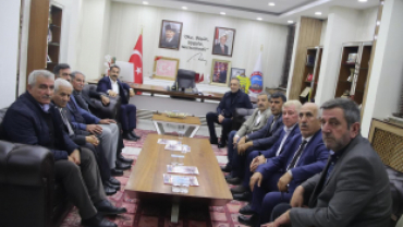 AK Parti Kocaeli Milletvekili Cemil Yaman, Başkanımız Metin Karadoğan’ı ziyaret etti.
