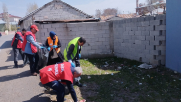 Ağrı Belediyesi Eş Başkanları Aras ve Akkuş Ağrı’yı Çöpten Arındıracağız.