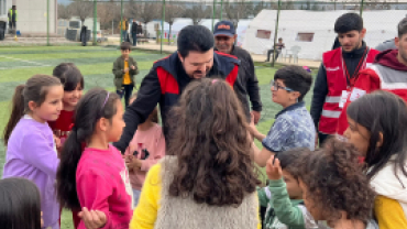 Başkan Sayan ve Vali Varol’dan Ecrin’e doğum günü sürprizi