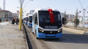 Başkan Sayan, Yeni Araçları Konvoyla Halka Tanıttı