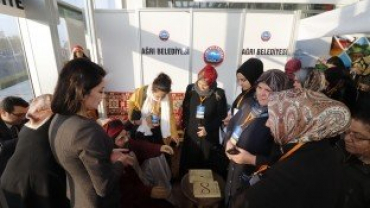 Uluslararası Yerel Yönetimlerde Kadın Şurası'nda Ağrı Standına Yoğun İlgi