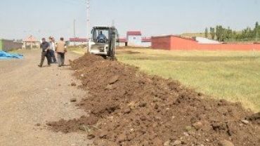 Mehmet Akif Ersoy Mahallesinde İçme Suyu Hattı Çalışması