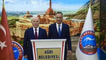 Başkan SEKMEN Ağrı'da İki Hizmet Binasının Açılışına Katıldı