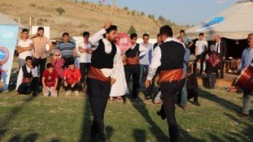 Ağrı Belediyesi, Ahlat Avrasya Kültür Şenliklerine Katıldı