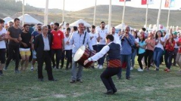 Ağrı Belediyesi, Ahlat Avrasya Kültür Şenliklerine Katıldı