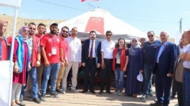 Ağrı Belediyesi, Ahlat Avrasya Kültür Şenliklerine Katıldı