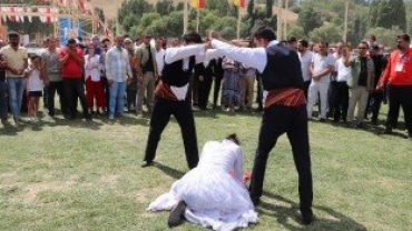 Ağrı Belediyesi, Ahlat Avrasya Kültür Şenliklerine Katıldı