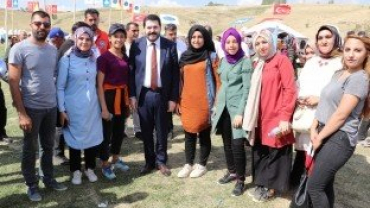 Ağrı Belediyesi, Ahlat Avrasya Kültür Şenliklerine Katıldı