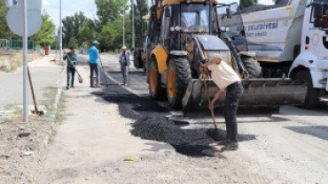 Asfalt çalışmaları tüm hızıyla devam ediyor