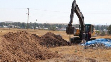 Su ve Kanalizasyon Hattı Çalışmaları Devam Ediyor