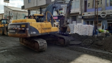 Ağrı Belediyesi 15 Bin 916 Metre Altyapı Çalışması Yaptı