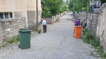 Ağrı Belediyesi’nden Çevre Temizliği ve Çöp Uyarısı