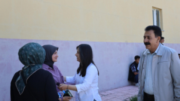 AĞRI BELEDİYESİ YKS ÖĞRENCİLERİNE İKRAMDA BULUNDU