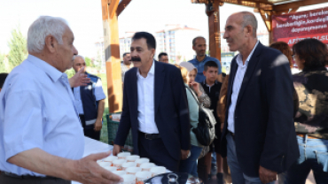 AĞRI BELEDİYESİNDEN  AŞURE İKRAMI