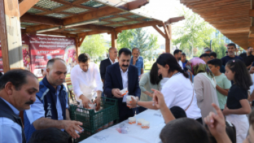 AĞRI BELEDİYESİNDEN  AŞURE İKRAMI