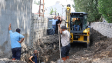 AĞRI BELEDİYESİ KENT İÇİN DURMADAN ÇALIŞIYOR