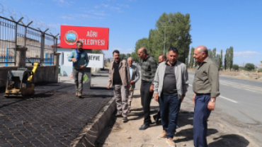 AĞRI BELEDİYESİ KENT GENELİNDE ÇALIŞMALARINI SÜRDÜRÜYOR
