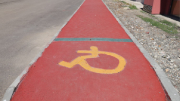 AĞRI BELEDİYESİ’NİN YOL VE KALDIRIM ÇALIŞMALARI DEVAM EDİYOR