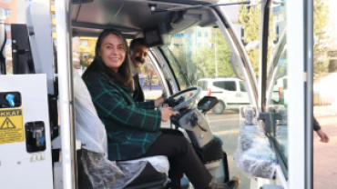 AĞRI BELEDİYESİ ARAÇ ENVANTERİNİ GÜÇLENDİRMEYE DEVAM EDİYOR