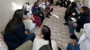 AĞRI BELEDİYESİ KADIN POLİTİKALAR MÜDÜRLÜĞÜ, 25 KASIM KAPSAMINDA MAHALLELERDE ATÖLYELER GERÇEKLEŞTİRDİ