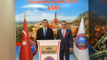 Ağrı Cumhuriyet Başsavcısı Mehdi Can Başkan Karadoğan'a hayırlı olsun ziyareti