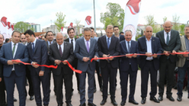 Ağrı Belediyesi Geleneksel Ağrı Mutfağı Tanıtımında Halise Yemeği Tanıttı.