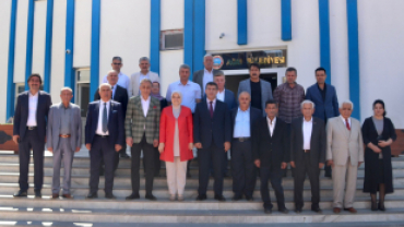 AK Parti Genel Başlan Yardımcısı Köseoğlu, Ağrı Belediyesini ziyaret etti